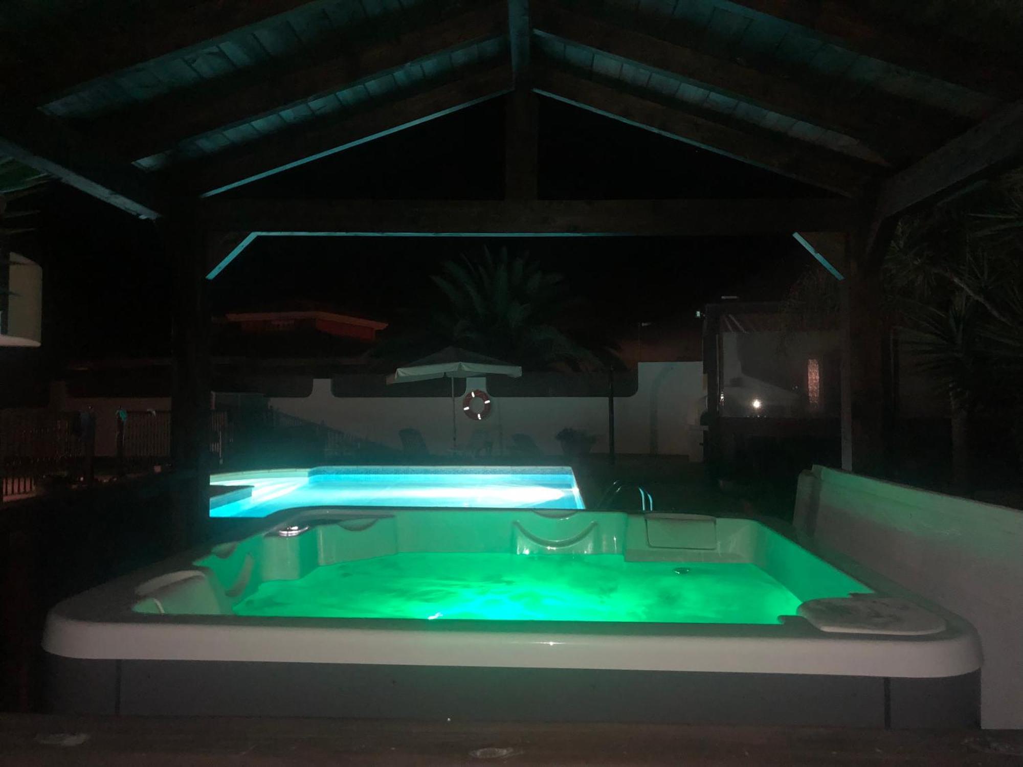 Villa De Lujo Que Mira Al Mar لا أوليفا المظهر الخارجي الصورة